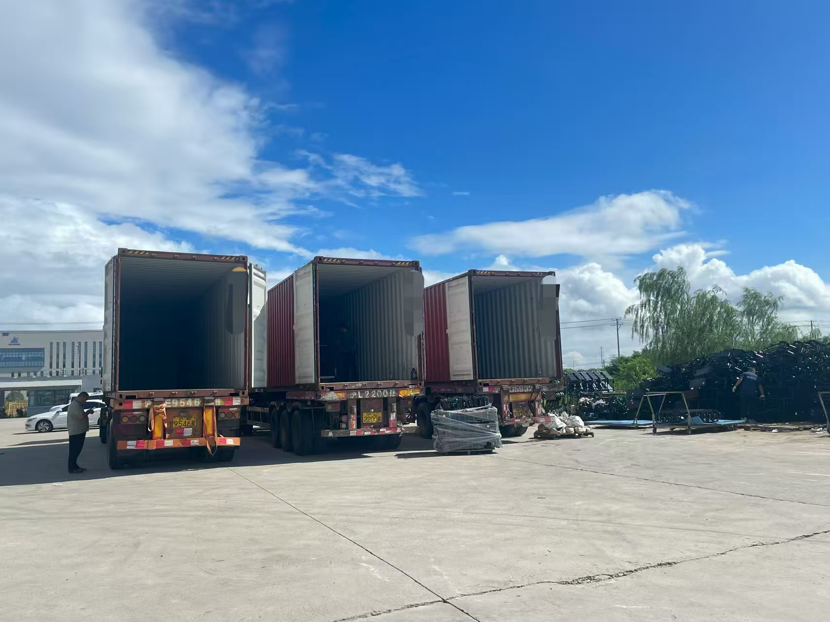 DOGUARDS Ships 360 ID7 Electric Motorcycles to Brazil via CKD Shipment — photo 4