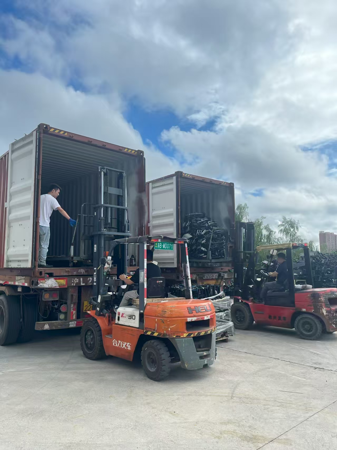 DOGUARDS Ships 360 ID7 Electric Motorcycles to Brazil via CKD Shipment — photo 5